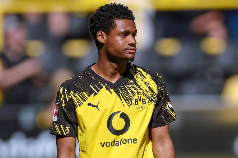 Duranville wird den BVB endgültig verlassen Duranville wird den BVB endgültig verlassen