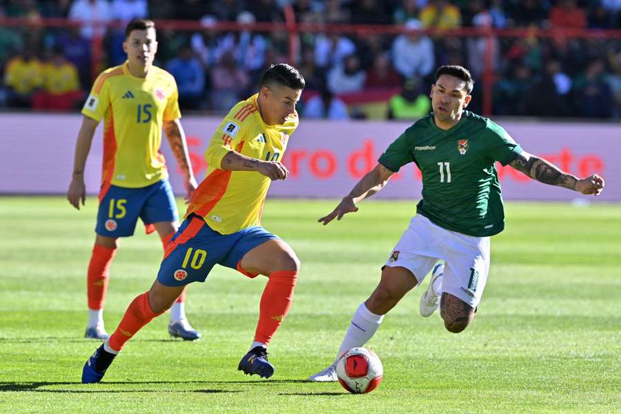 James Rodríguez y Carmelo Algarañaz