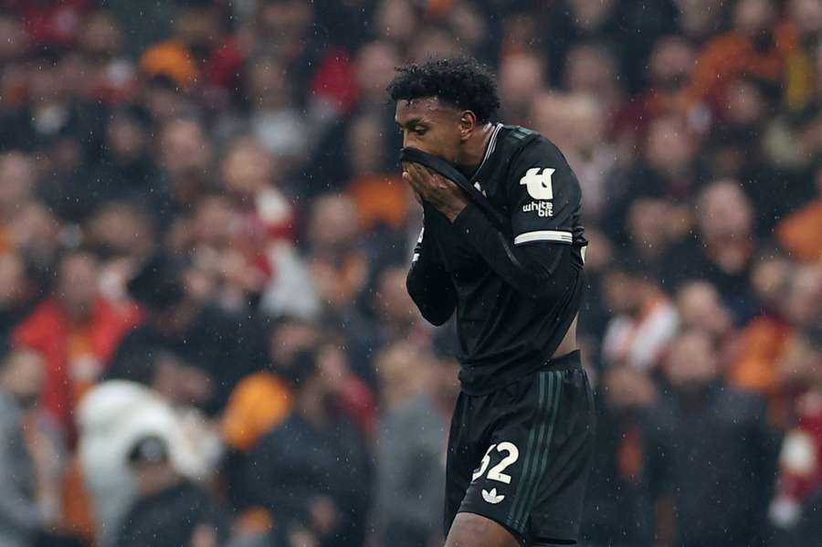 In Istanbul war Cabal nur 22 Minuten nach seiner Einwechslung vom Platz geschickt worden