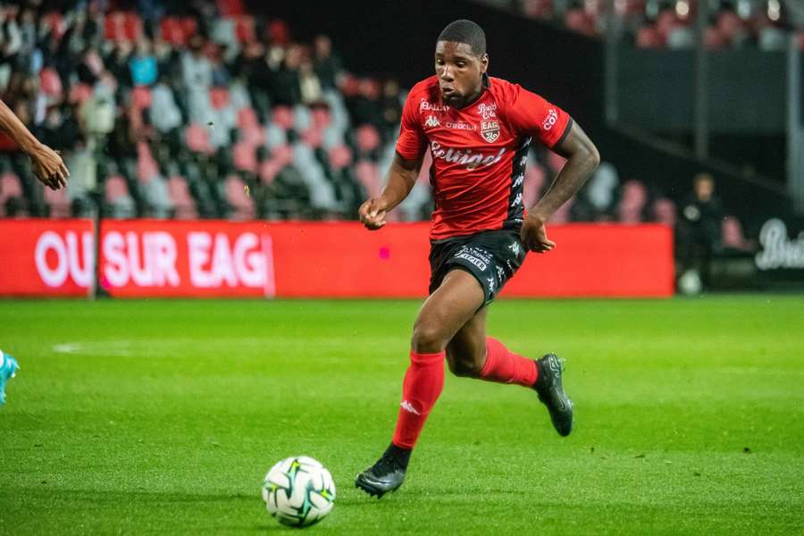 Brighton Labeau a inscrit un but capital pour Guingamp