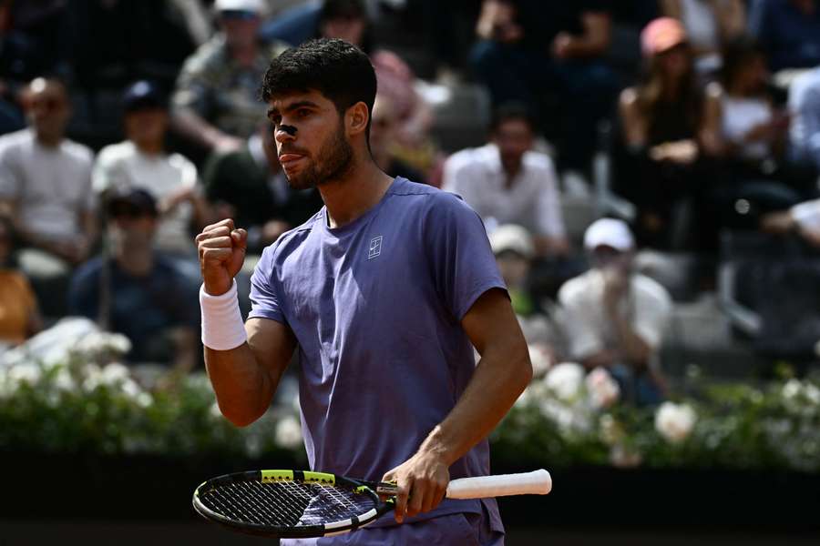 Carlos Alcaraz reached the semi-finals of the Italian Open