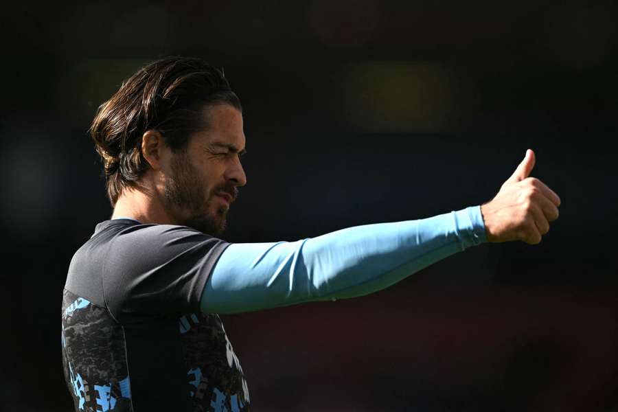 Jack Grealish warms up ahead of the English FA Cup quarter-final football match between Bournemouth and Manchester City 
