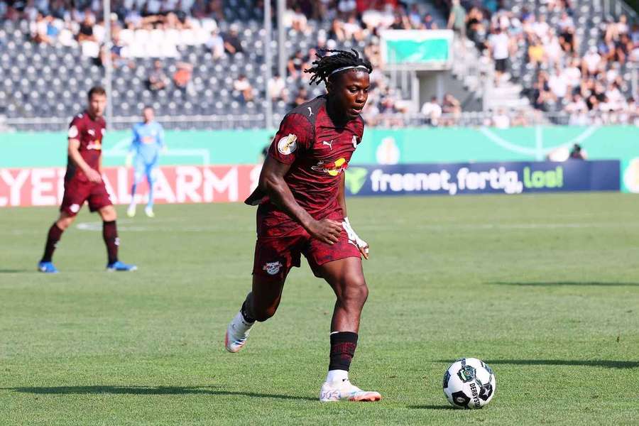 Bakayoko in action for Leipzig