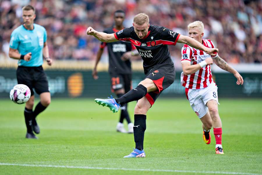 FC Midtjyllands Adam Buksa i superligakampen mellem FC Midtjylland og AaB på MCH Arena i Herning