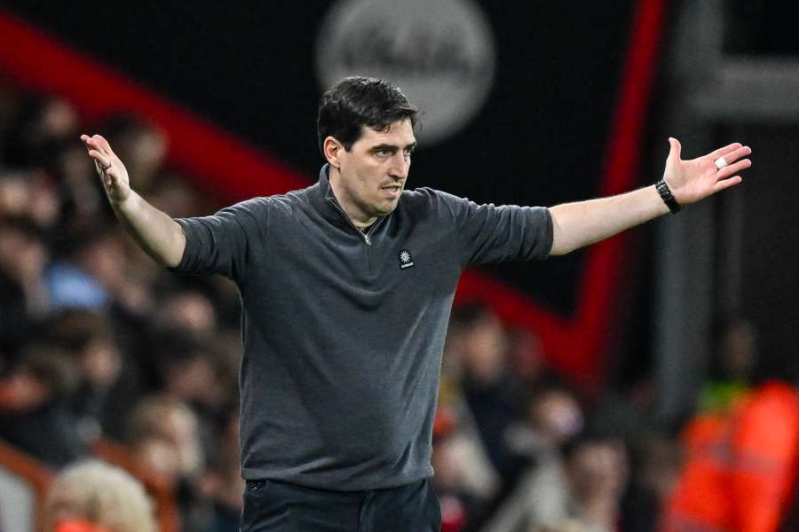 Iraola provides Bournemouth injury updates ahead of trip to Burnley Iraola provides Bournemouth injury updates ahead of trip to Burnley