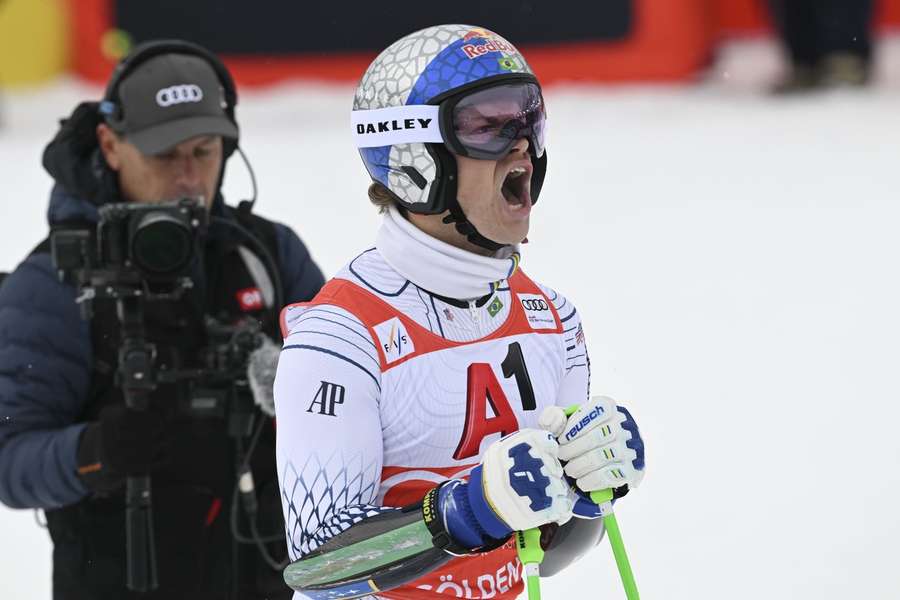 Braathen siegt in Sölden