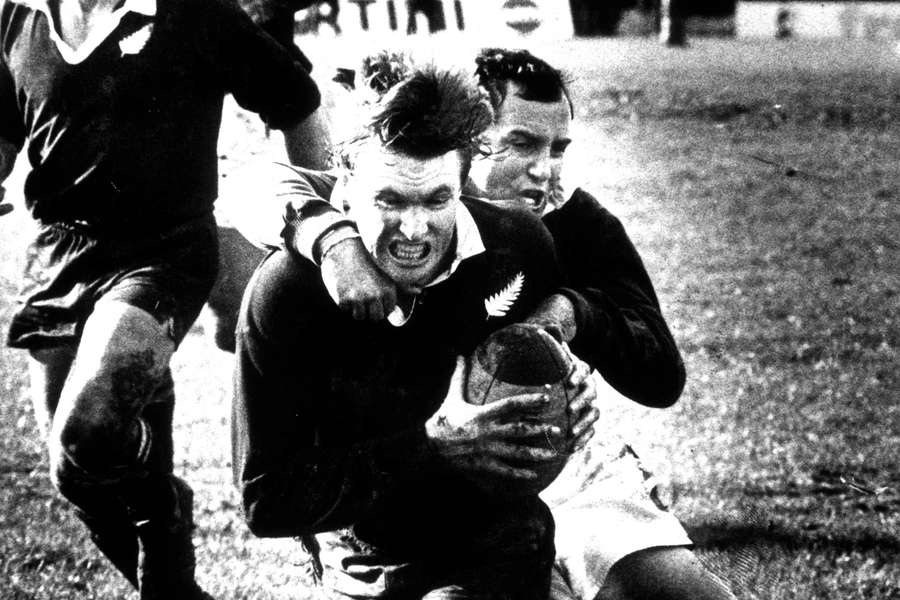 Muere el mítico excapitán de los All Blacks, Stu Wilson, a los 70 años