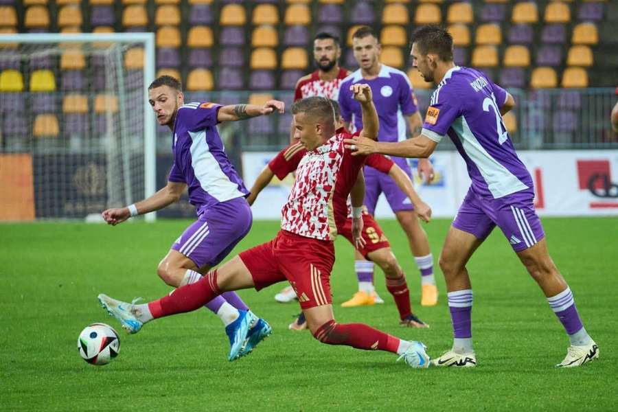 Futbalisti Komárna boli odmenení za svoju aktivitu tromi bodmi.