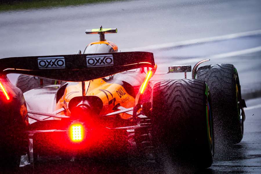 A asa traseira da McLaren já tinha causado grande agitação no ano anterior