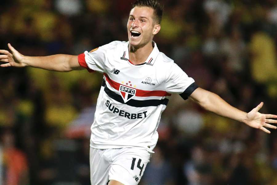 Galoppo, de pênalti, fez o gol de empate do São Paulo em Mirassol
