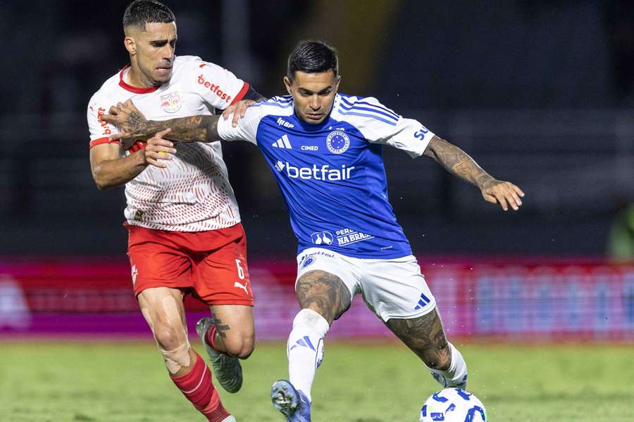 Dudu em ação ao serviço do Cruzeiro