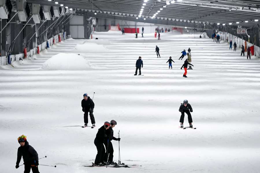 A febre do esqui surge nos Países Baixos, um país sem montanhas