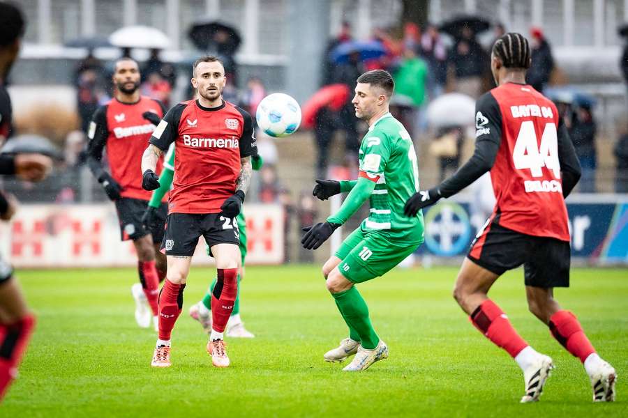 Bayer Leverkusen hat im Testspiel gegen Rot-Weiß Oberhausen einen Sieg eingefahren.