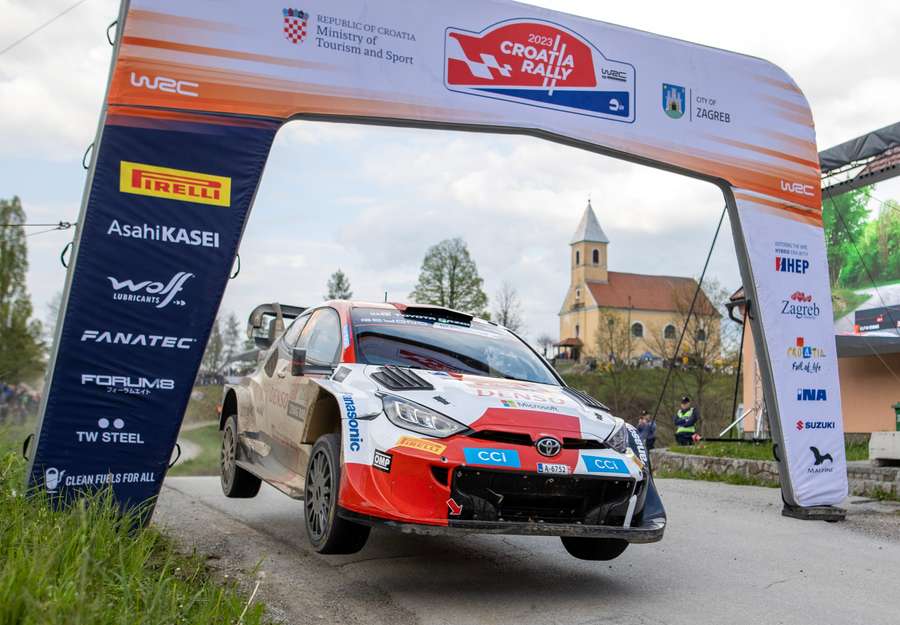Evans lidera el Rally de Croacia