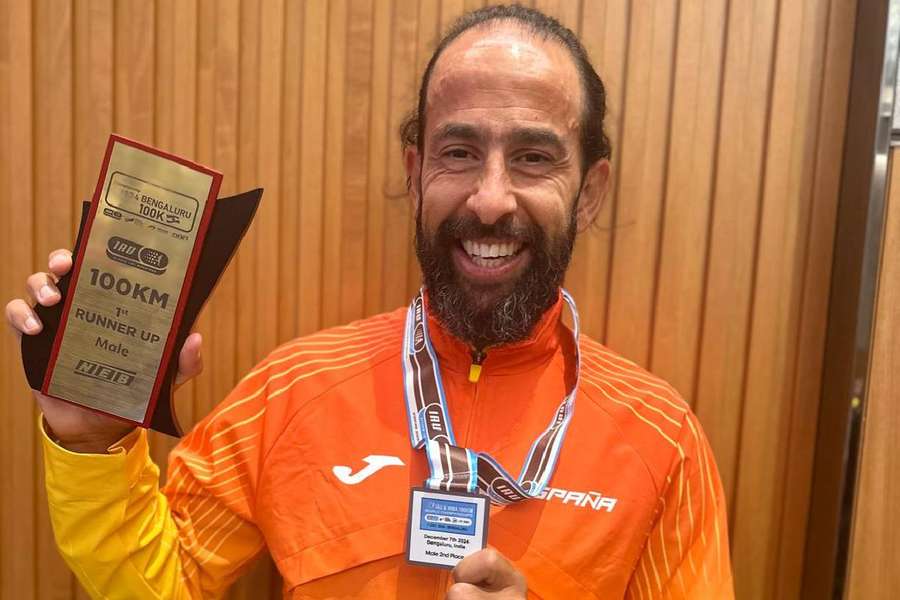 Antonio Conejo, feliz tras lograr la plata mundial.