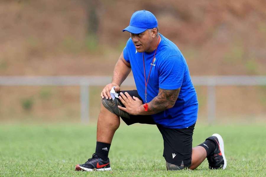 Schwalger deixou o cargo de técnico de Samoa