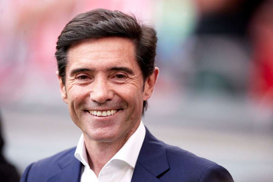 Marcelino sa na trénerskú lavičku vracia po roku.