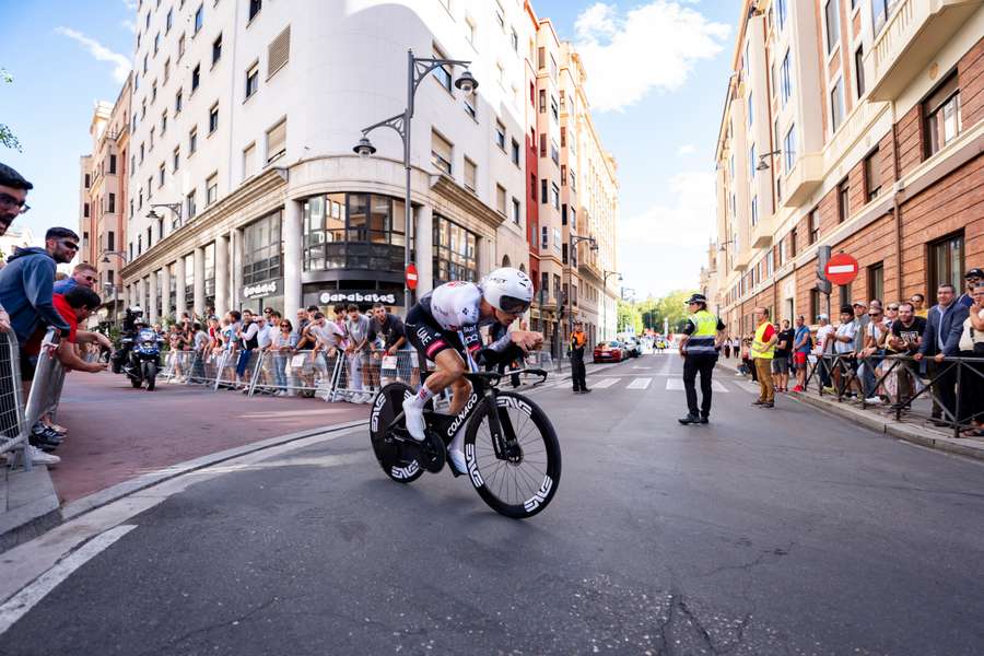 João Almeida igualou este domingo o melhor resultado de sempre de um ciclista português em grandes Voltas