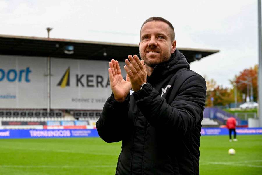 Marek Ďanovský je hlavným trénerom rezervy AS Trenčín.
Marek Ďanovský je hlavným trénerom rezervy AS Trenčín.