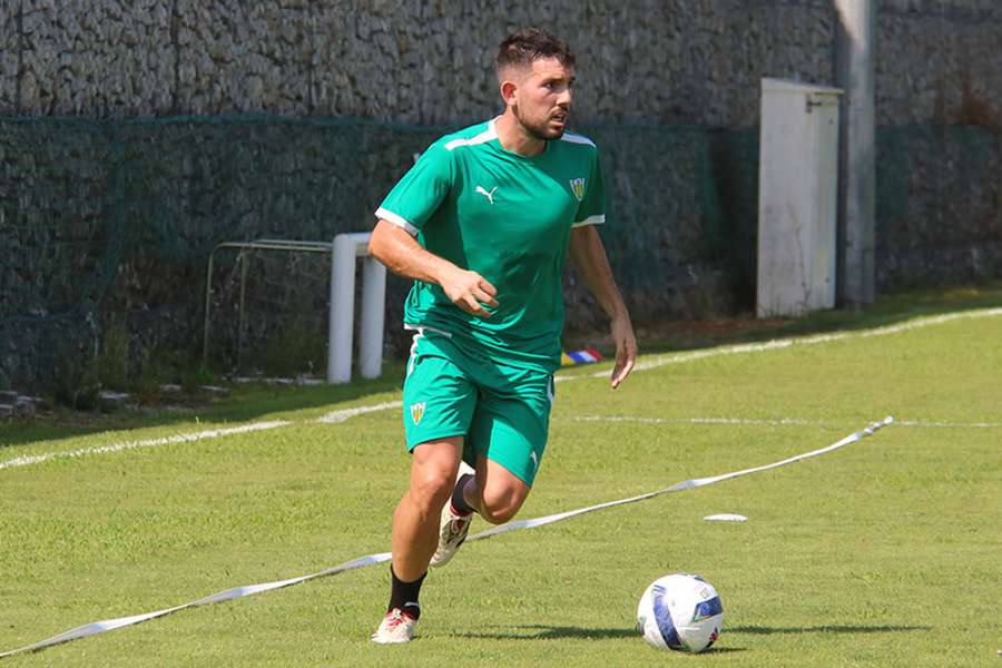 Nuno Cunha rescindiu com o Tondela