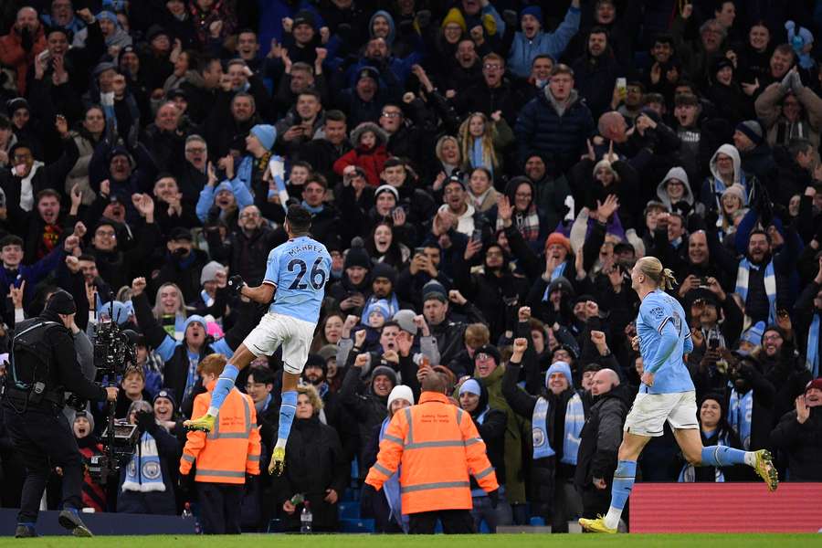 Mahrez fejrer sin anden scoring i kampen