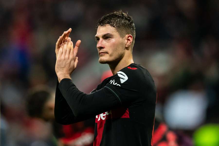 Schick dvěma góly v prodloužení zařídil postup Leverkusenu.