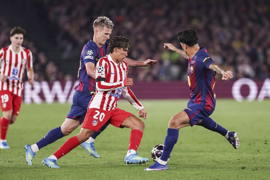 Hiszpańskie media: Barcelona potrzebuje heroicznej "remontady" na Metropolitano Hiszpańskie media: Barcelona potrzebuje heroicznej "remontady" na Metropolitano