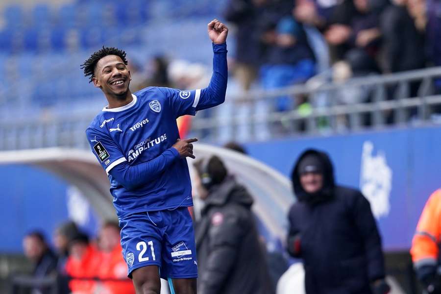 Tawfik Bentayeb Tawfik Bentayeb