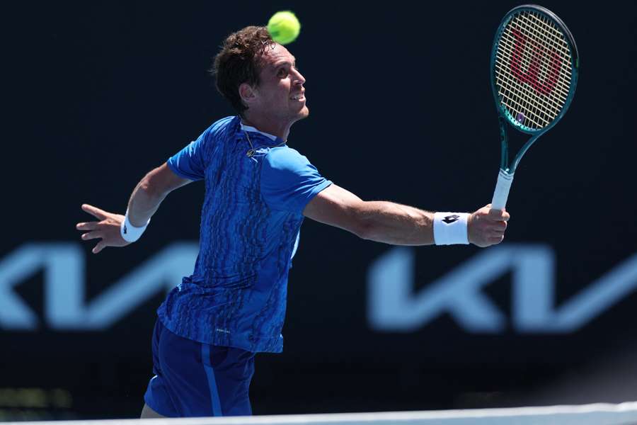 Alejandro Tobilo in action