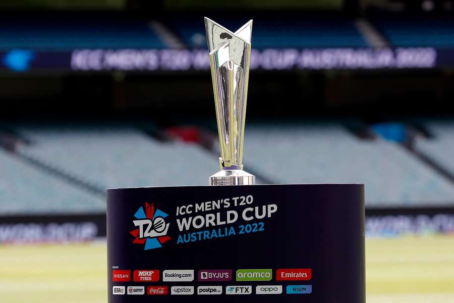 England and Pakistan are looking to compete for this trophy