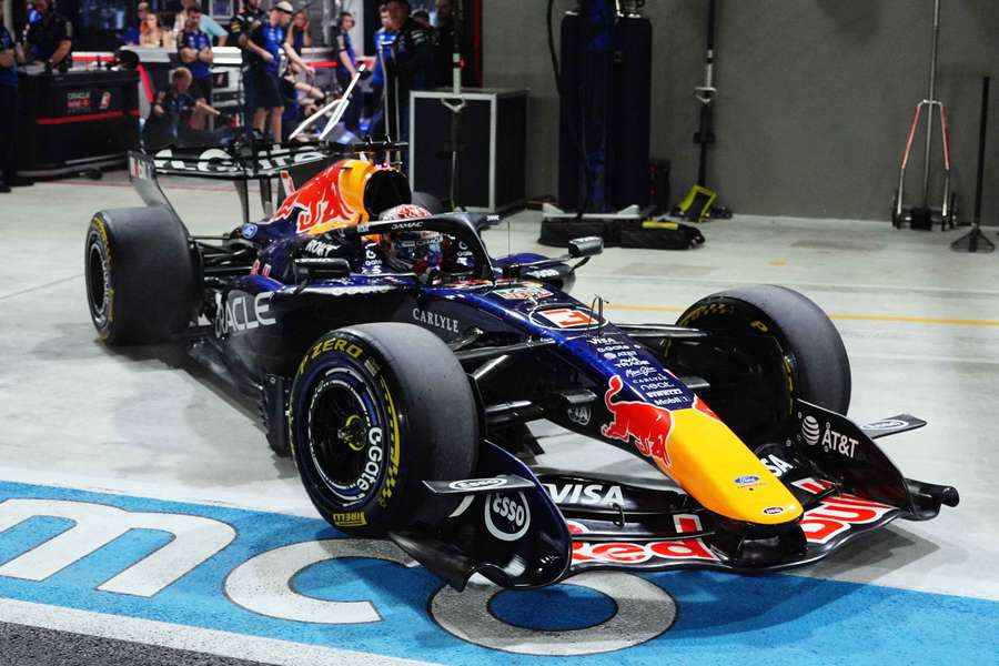 Max Verstappen, da Red Bull, durante a qualificação para a sprint