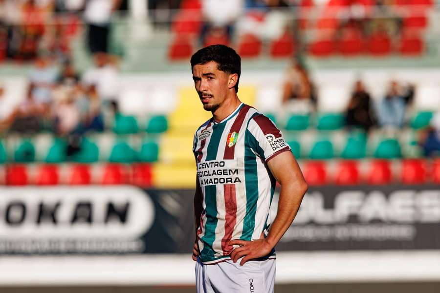 Guilherme Montoia w barwach CF Estrela Amadora. Guilherme Montoia w barwach CF Estrela Amadora.