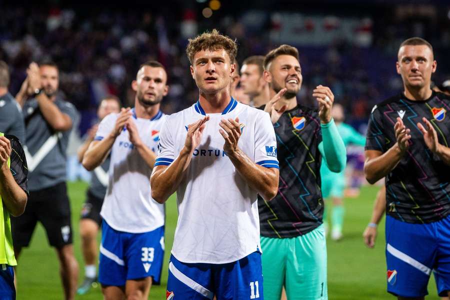 Špatná zpráva. Zranění útočníka Baníku Davida Látala je vážné. Špatná zpráva. Zranění útočníka Baníku Davida Látala je vážné.