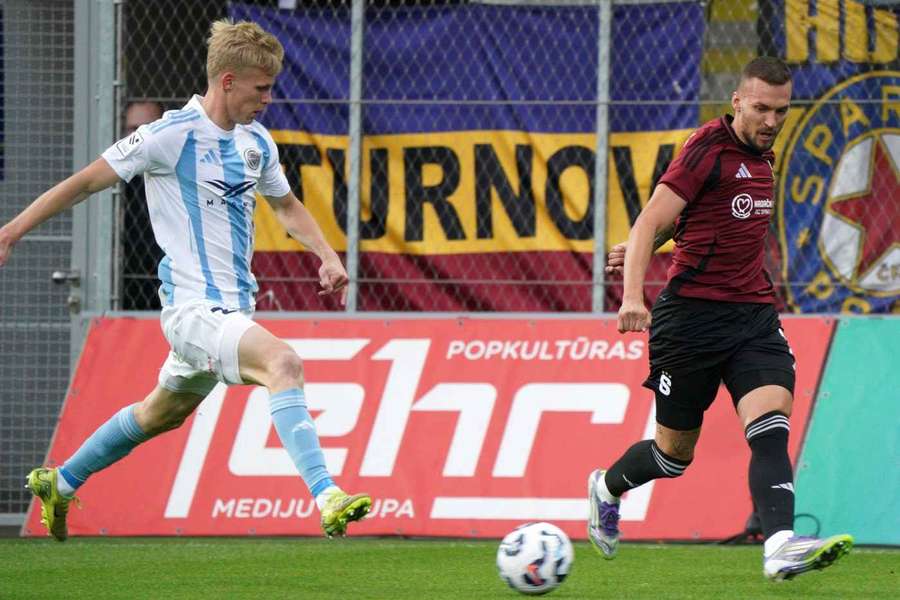 Sparta bojuje o postup do hlavní fáze Konferenční ligy v Rize.