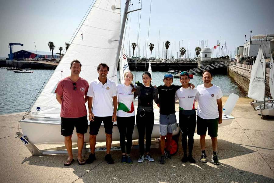 Rita Borges e Teresa Quartin vão estrear-se na classe 49er FX