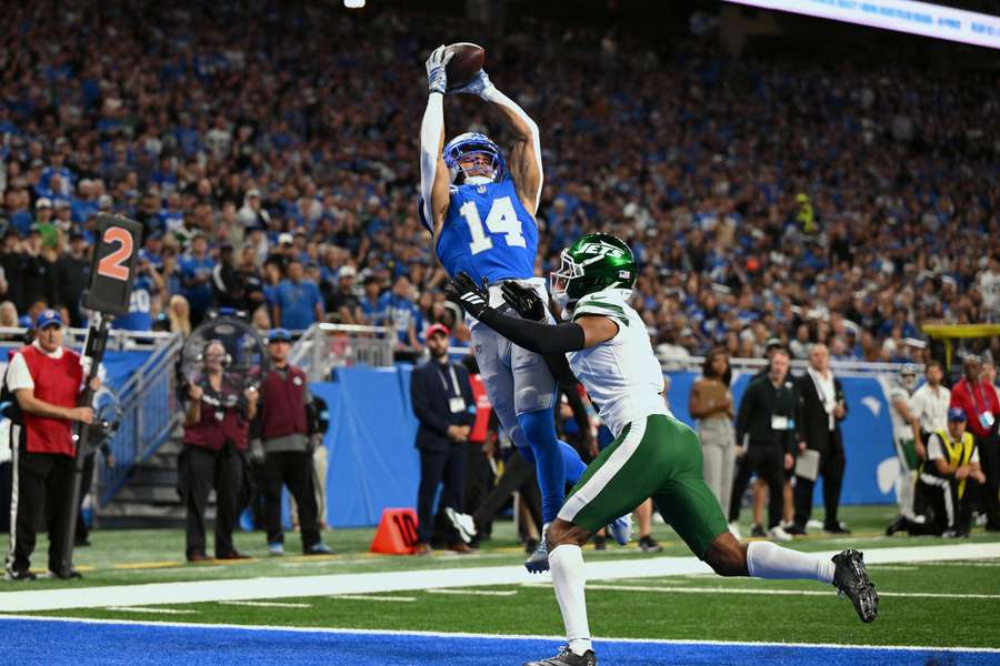 St. Brown fängt erneut einen Touchdown gegen die Jets St. Brown fängt erneut einen Touchdown gegen die Jets