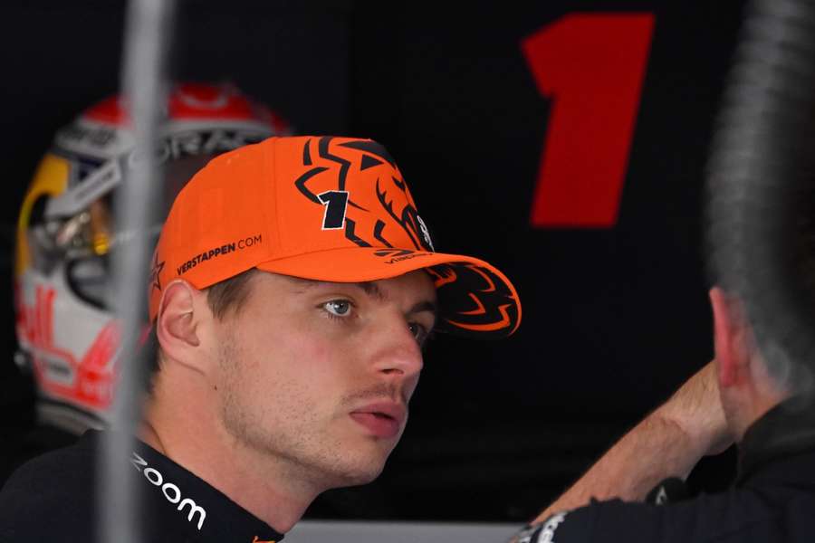 Verstappen ook snelste in tweede training GP van Groot-Brittannië