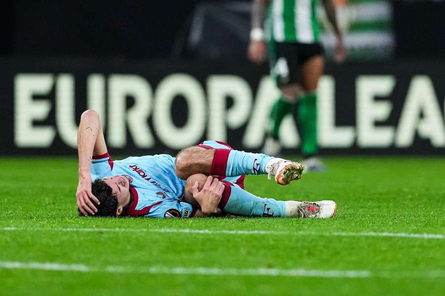 Shaqueel van Persie went down injured in Feyenoord's away game at Real Betis on Thursday