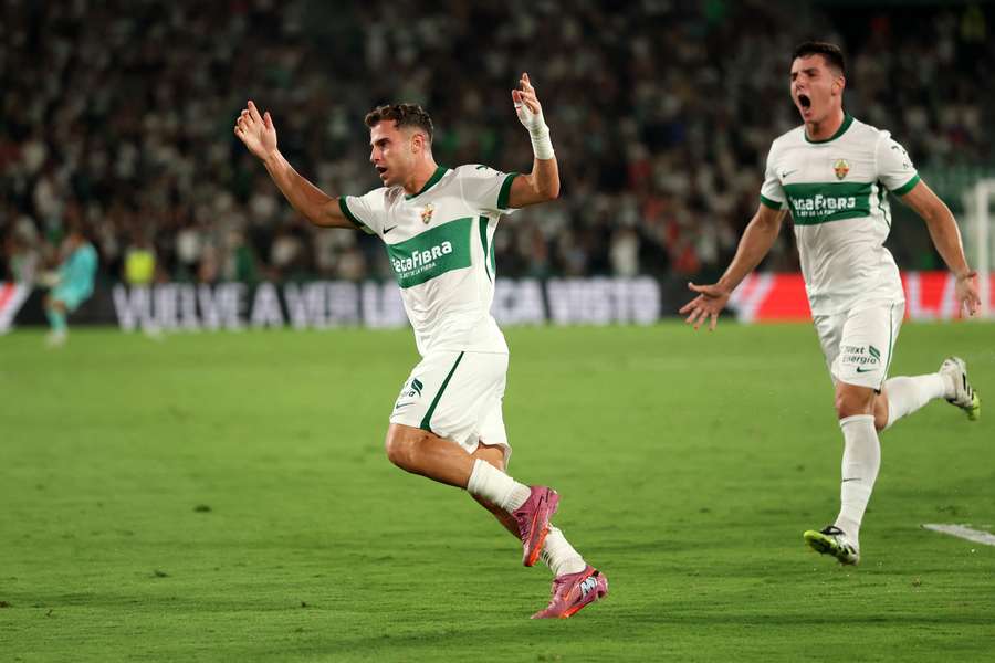 Valera celebra en casa