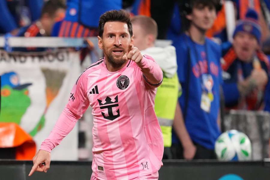 Messi celebra uno de sus goles