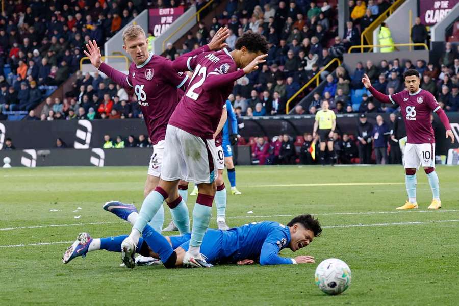 Iraola adamant Bournemouth deserved penaltu in Burnley 