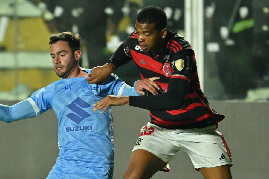 Flamengo segue em frente na Libertadores