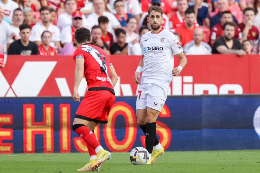 Januzaj não foi feliz no Sevilla