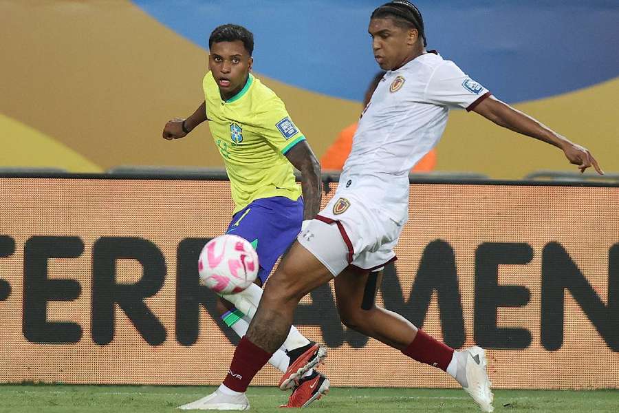 Brasil e Venezuela ficaram no 1 a 1 nesta quinta-feira (12), na Arena Pantanal