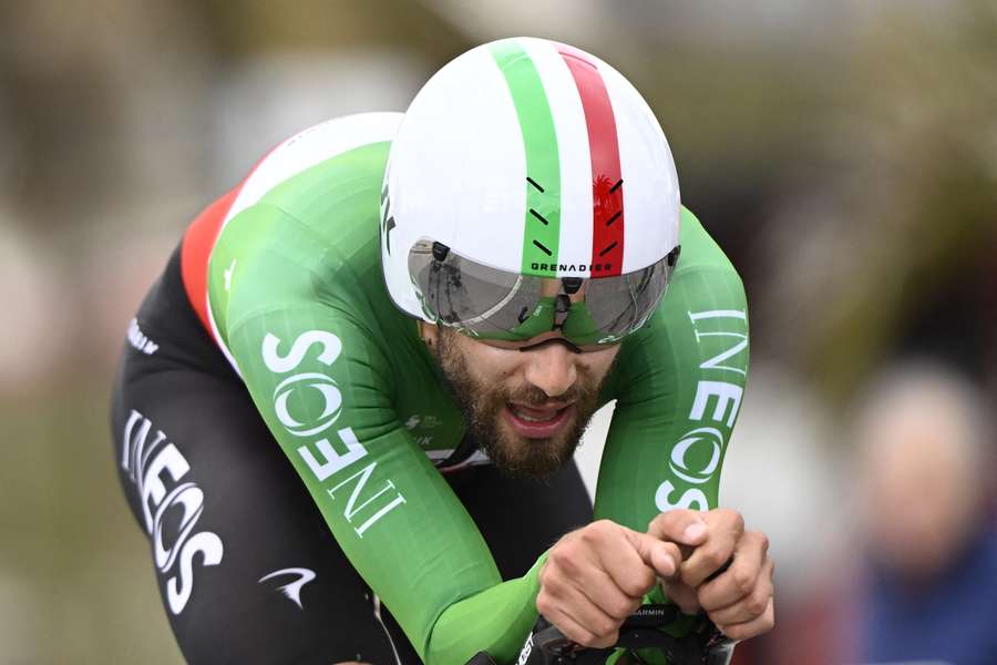 Ganna wygrał pierwszy etap Tirreno-Adriatico. Polacy na dalekich miejscach