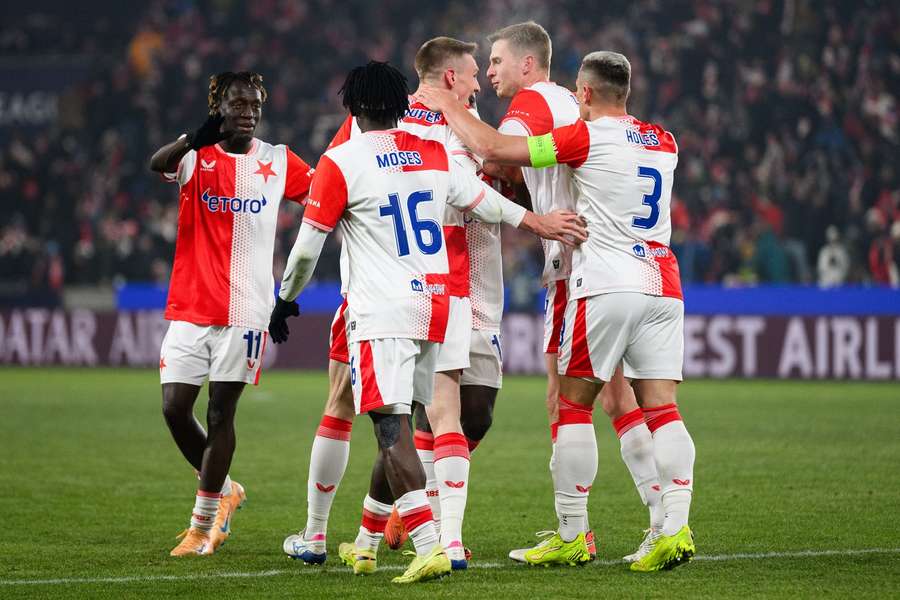 Slavia zabojuje o výhru proti Pafosu.