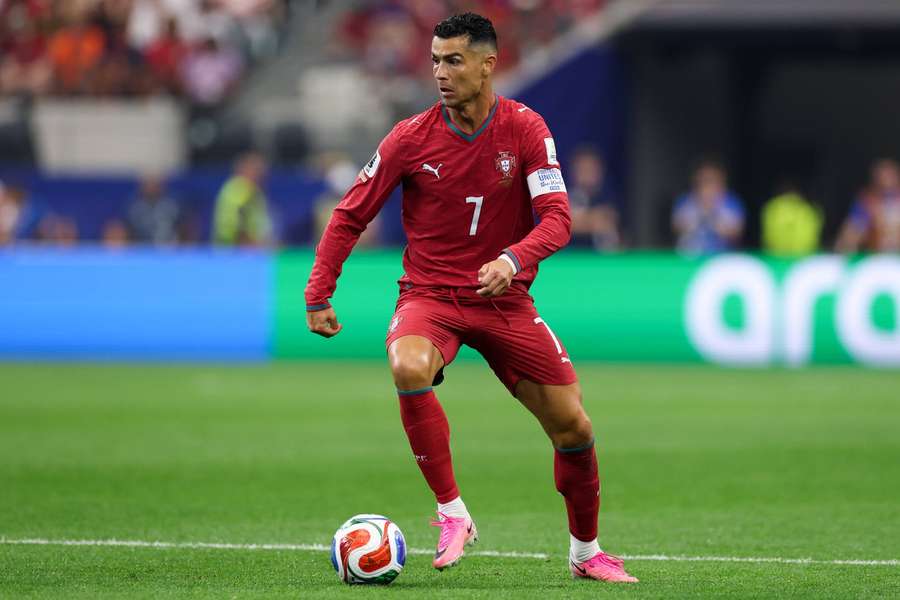 Ronaldo je opäť v národnom výbere Portugalska. Ronaldo je opäť v národnom výbere Portugalska.