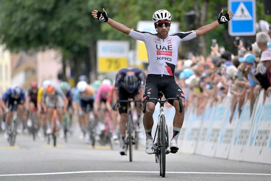 Jhonathan Naváez a remporté la troisième étape du Tour de Suisse Jhonathan Naváez a remporté la troisième étape du Tour de Suisse