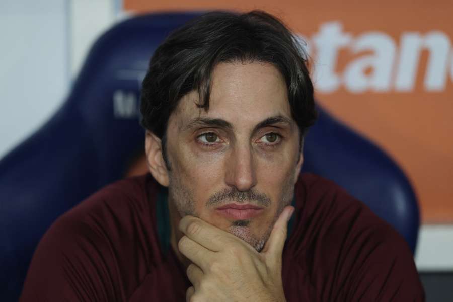 Zubeldía perderá ao menos os três primeiros jogos do Fluminense no Campeonato Carioca