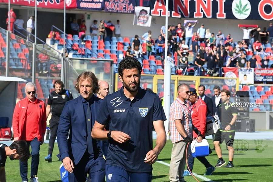 Serie B, il Frosinone espugna Cosenza e accelera